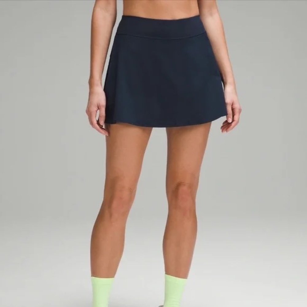 Lululemon, Lightweight High-Rise Tennis Skirt, Size 4, Navy